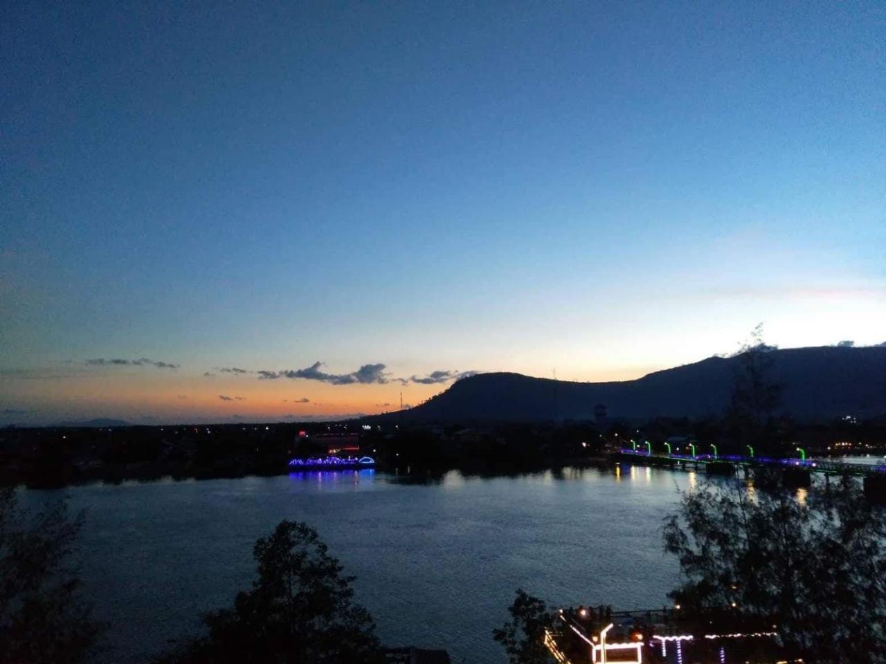 Good Morning Kampot Hotel Exterior photo